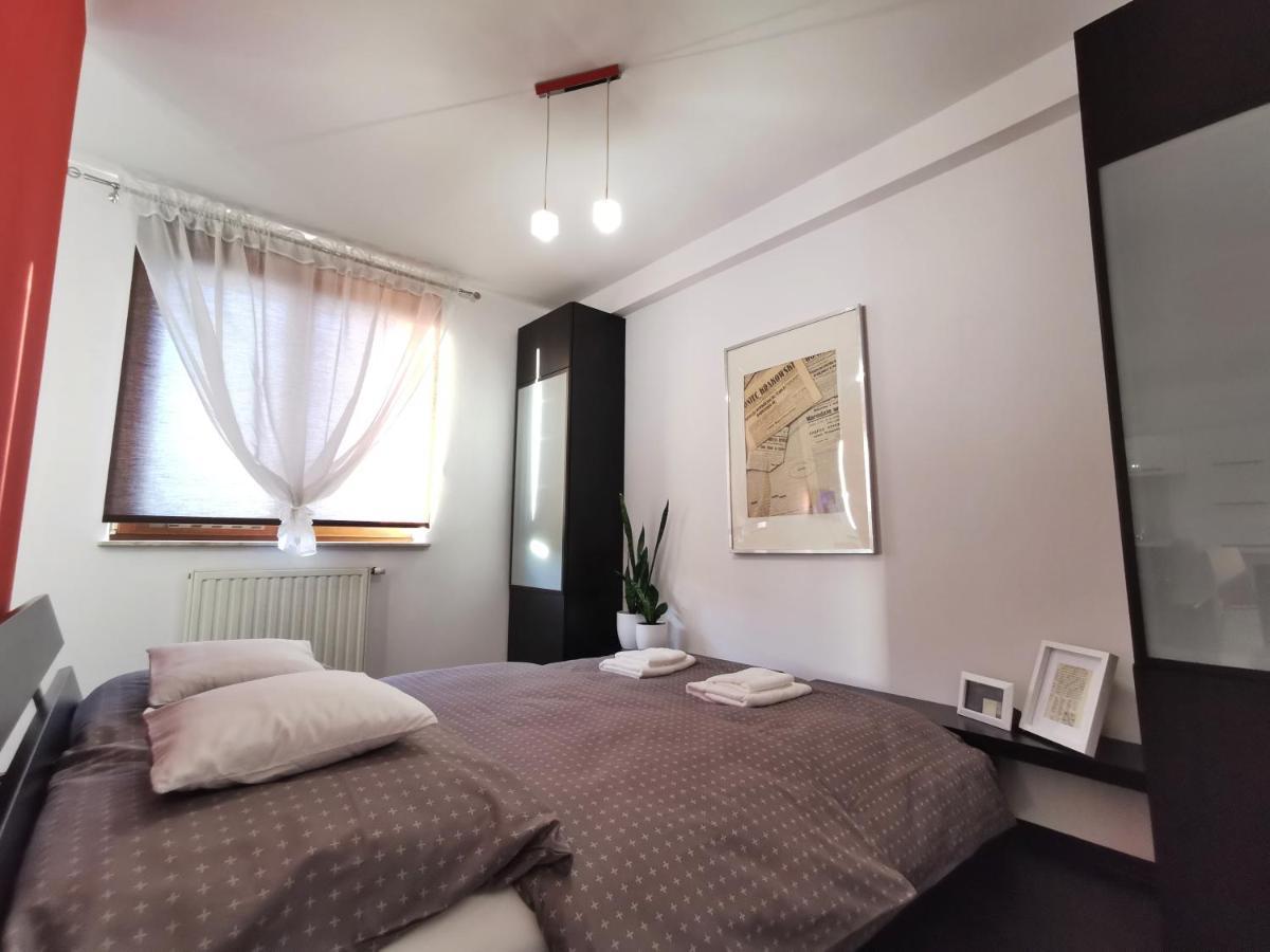 Apartament 33 クラクフ エクステリア 写真